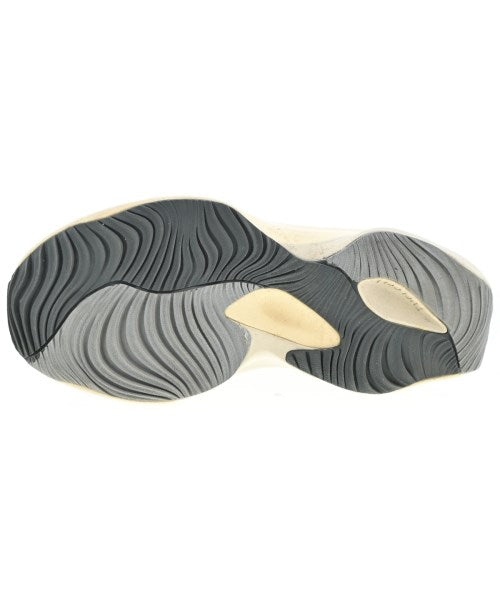 New Balance รองเท้าผ้าใบ