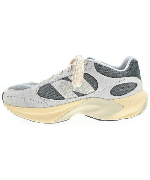 New Balance รองเท้าผ้าใบ