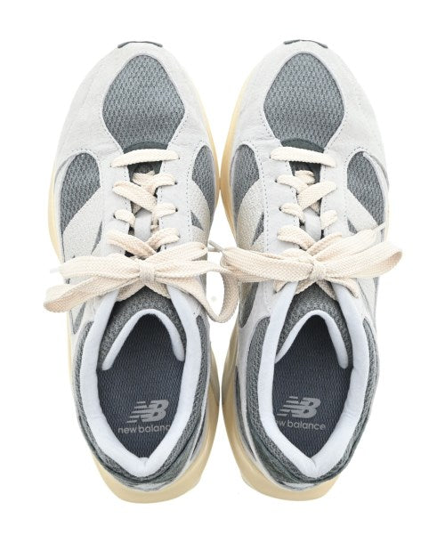 New Balance รองเท้าผ้าใบ