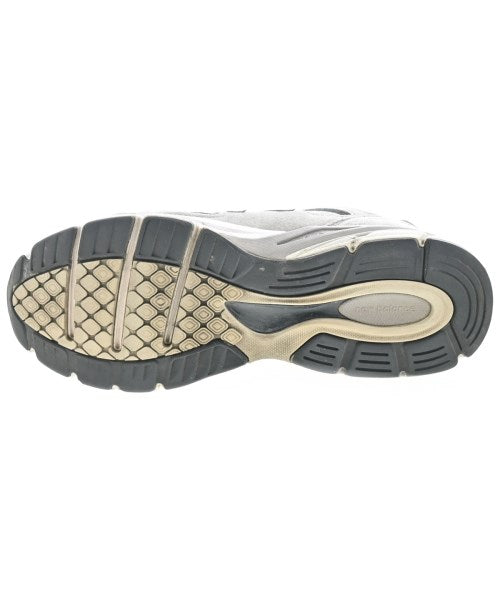 New Balance รองเท้าผ้าใบ