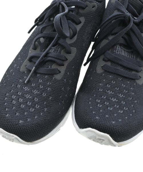 New Balance รองเท้าผ้าใบ