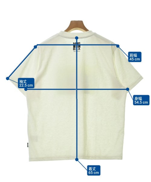 New Balance เสื้อยืด/เสื้อท็อปส์