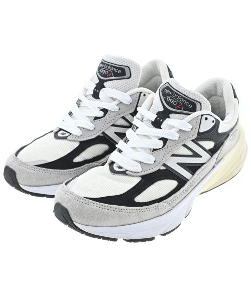 New Balance รองเท้าผ้าใบ