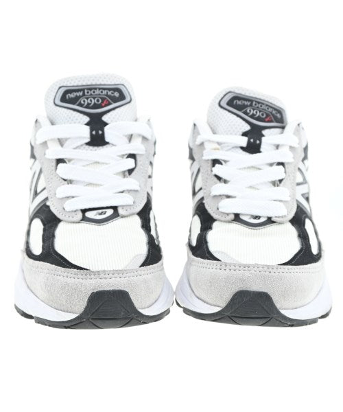 New Balance รองเท้าผ้าใบ