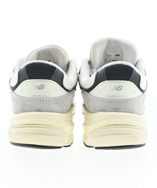 New Balance รองเท้าผ้าใบ