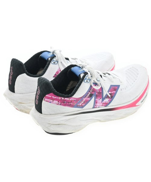 New Balance รองเท้าผ้าใบ