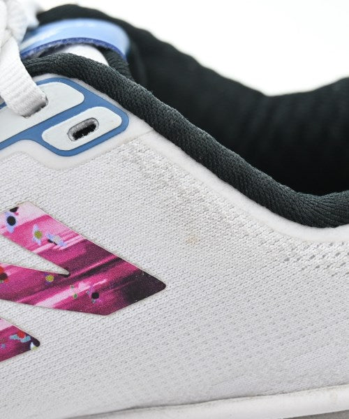 New Balance รองเท้าผ้าใบ