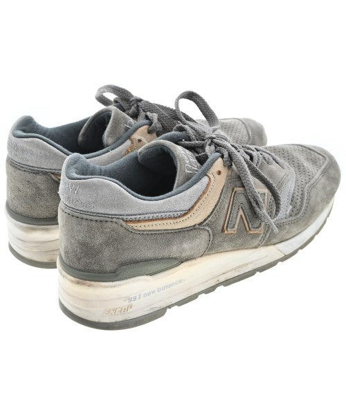 New Balance รองเท้าผ้าใบ