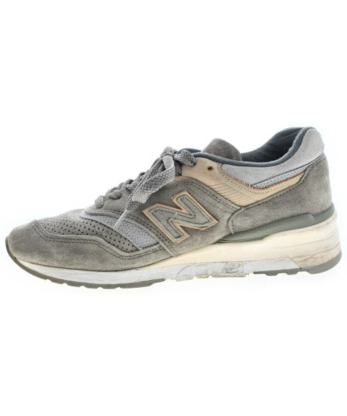 New Balance รองเท้าผ้าใบ