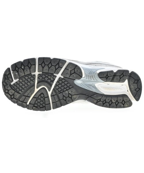 New Balance รองเท้าผ้าใบ