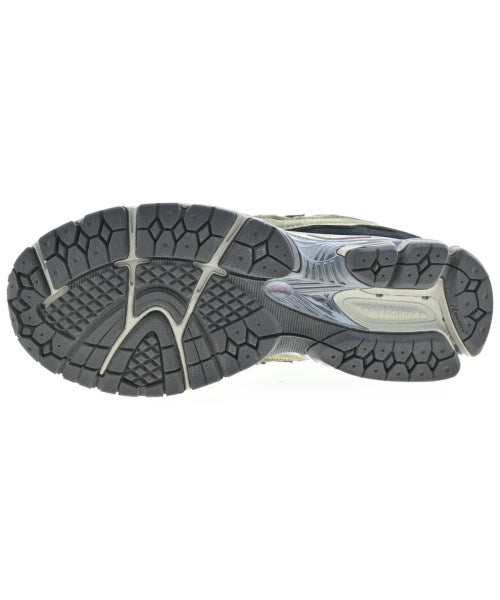 New Balance รองเท้าผ้าใบ