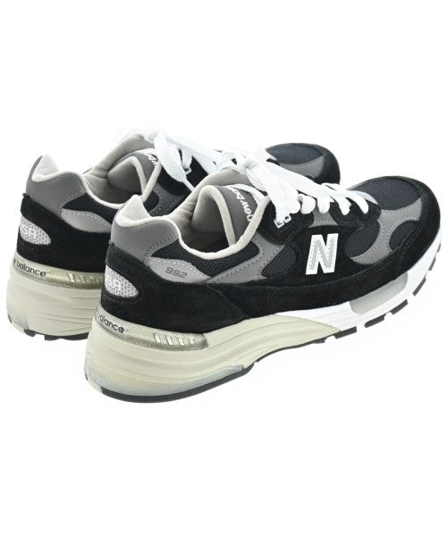 New Balance รองเท้าผ้าใบ