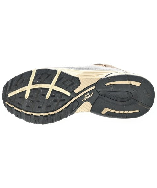 New Balance รองเท้าผ้าใบ