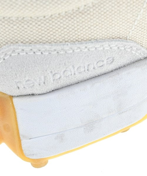 New Balance รองเท้าผ้าใบ