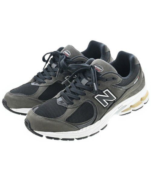 New Balance รองเท้าผ้าใบ