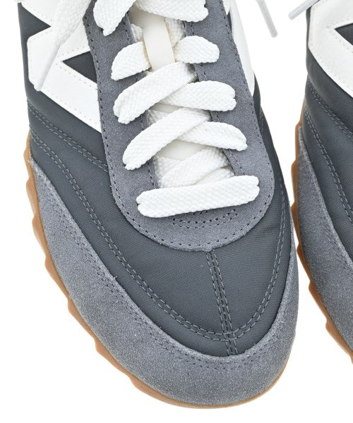 New Balance รองเท้าผ้าใบ