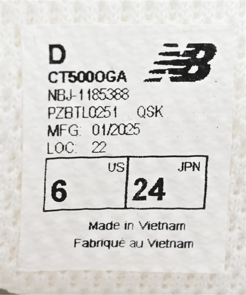 New Balance รองเท้าผ้าใบ