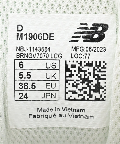 New Balance รองเท้าผ้าใบ