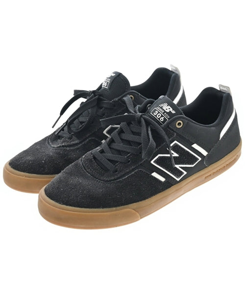 New Balance รองเท้าผ้าใบ