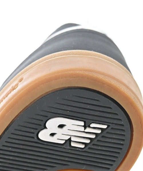 New Balance รองเท้าผ้าใบ