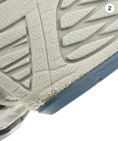 New Balance รองเท้าผ้าใบ