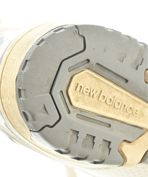 New Balance รองเท้าผ้าใบ