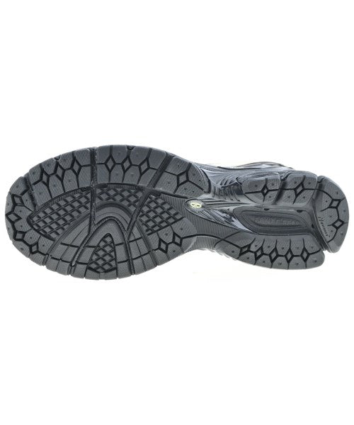 New Balance รองเท้าผ้าใบ