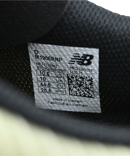 New Balance รองเท้าผ้าใบ