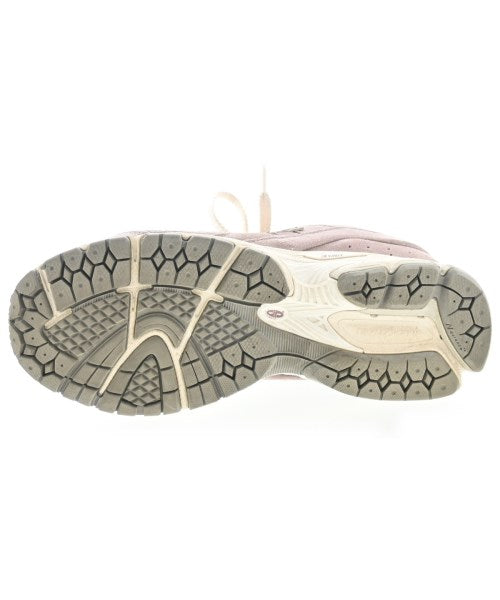 New Balance รองเท้าผ้าใบ