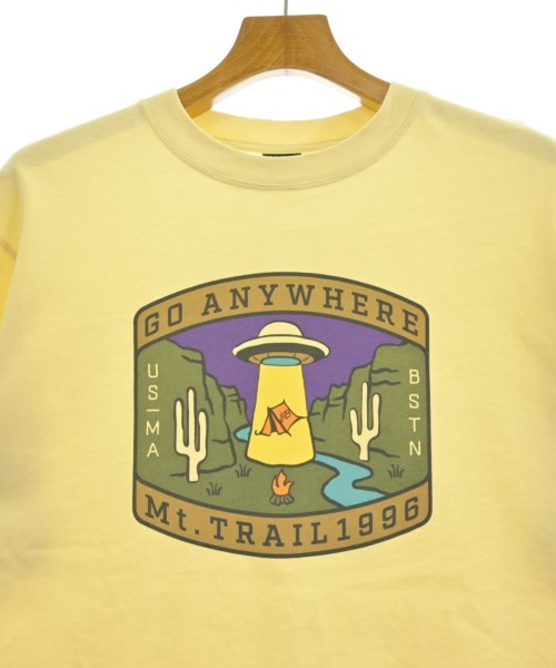 New Balance เสื้อยืด/เสื้อท็อปส์