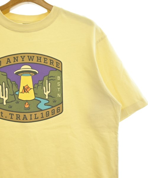 New Balance เสื้อยืด/เสื้อท็อปส์