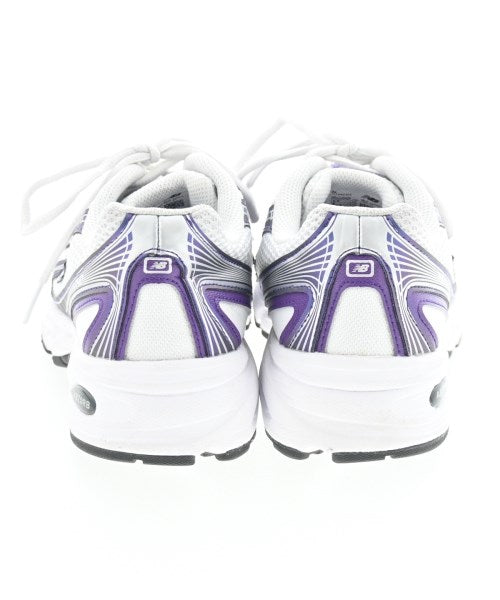 New Balance รองเท้าผ้าใบ