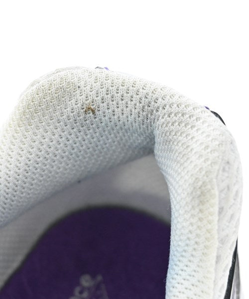 New Balance รองเท้าผ้าใบ