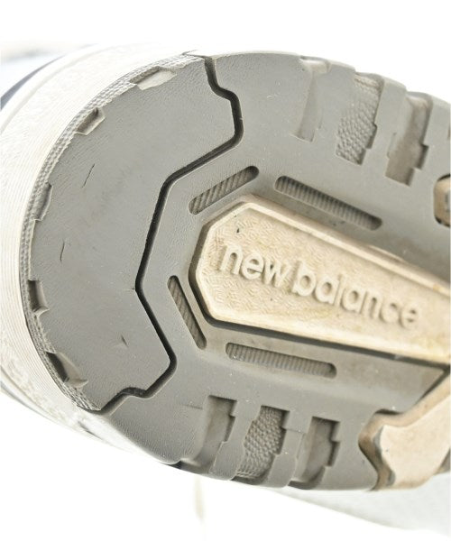 New Balance รองเท้าผ้าใบ