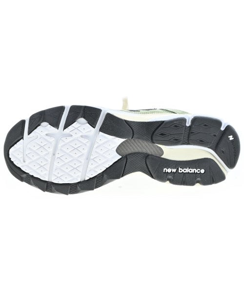 New Balance รองเท้าผ้าใบ