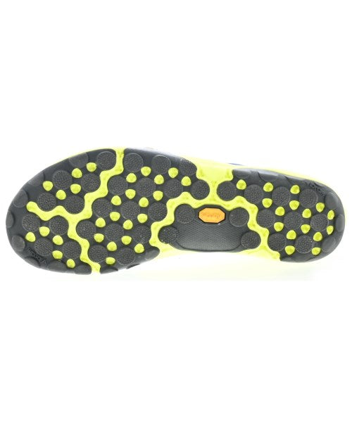 New Balance รองเท้าผ้าใบ