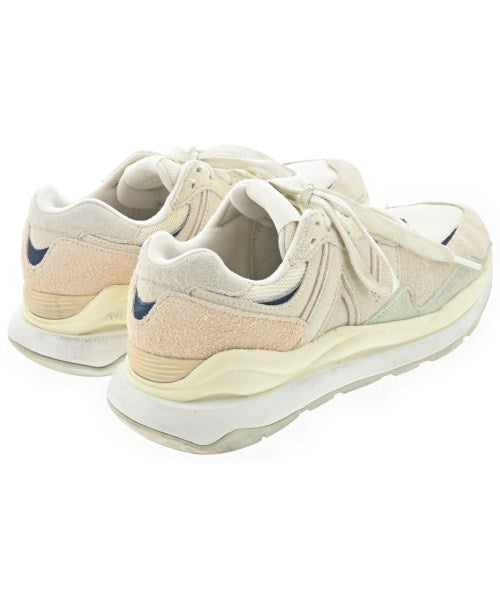 New Balance รองเท้าผ้าใบ