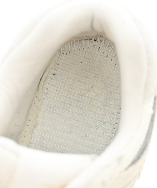 New Balance รองเท้าผ้าใบ