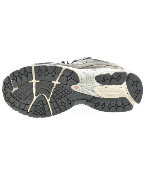 New Balance รองเท้าผ้าใบ