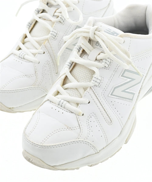 New Balance รองเท้าผ้าใบ