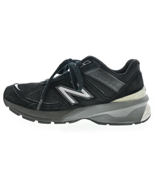 New Balance รองเท้าผ้าใบ