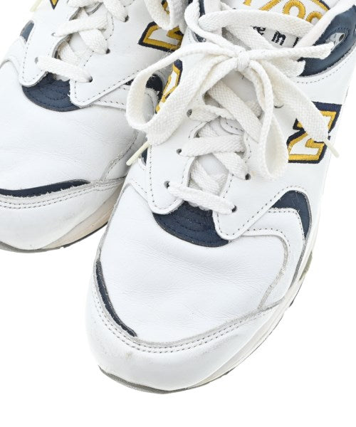 New Balance รองเท้าผ้าใบ