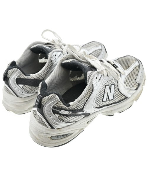 New Balance รองเท้าผ้าใบ