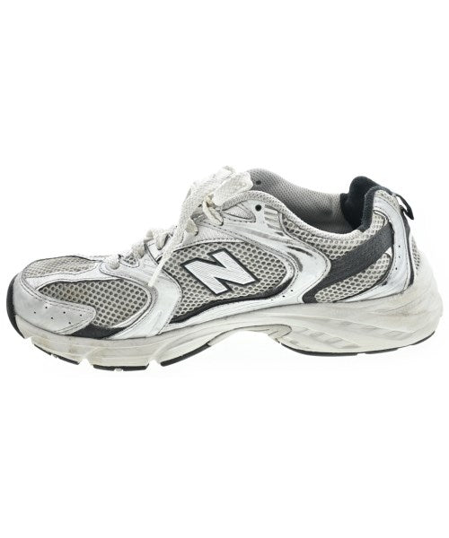 New Balance รองเท้าผ้าใบ