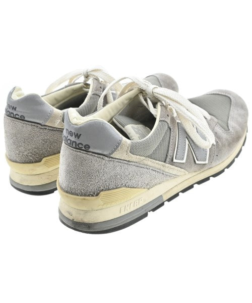 New Balance รองเท้าผ้าใบ