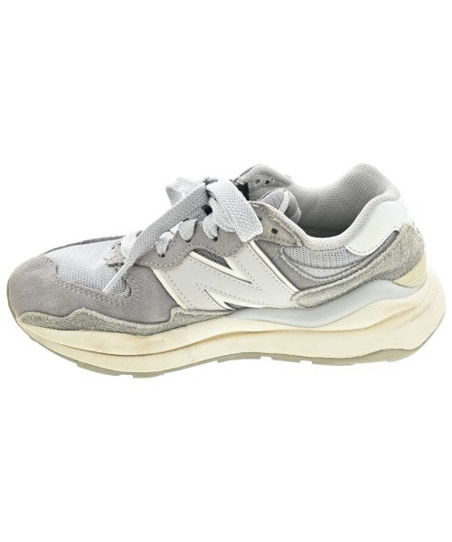 New Balance รองเท้าผ้าใบ
