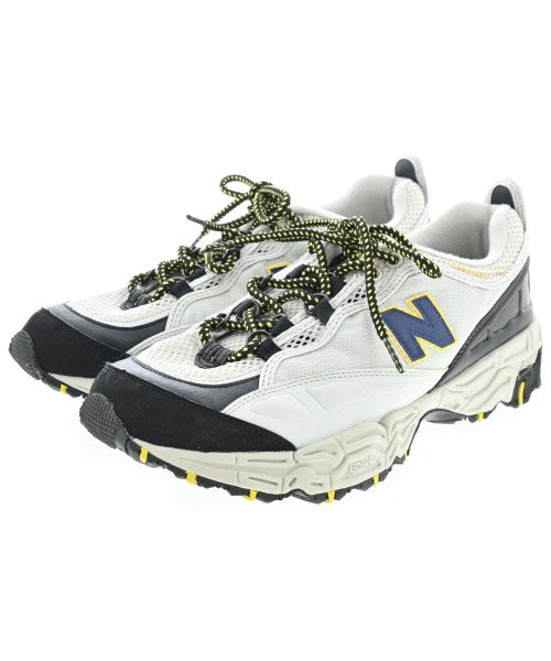 New Balance รองเท้าผ้าใบ