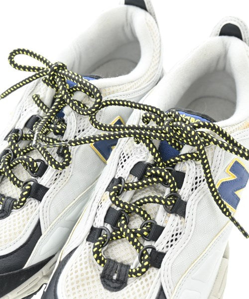 New Balance รองเท้าผ้าใบ