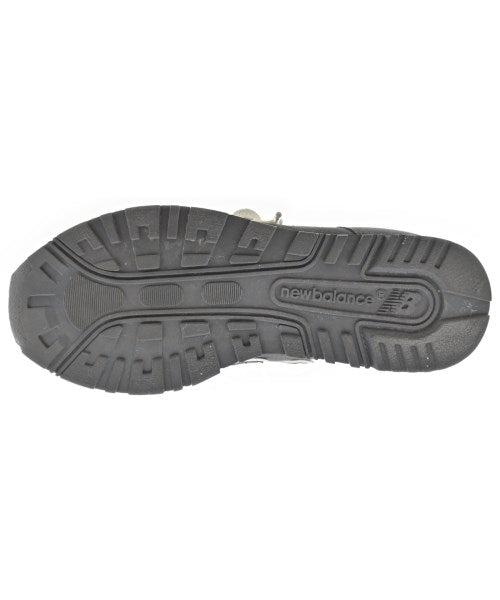 New Balance รองเท้าผ้าใบ