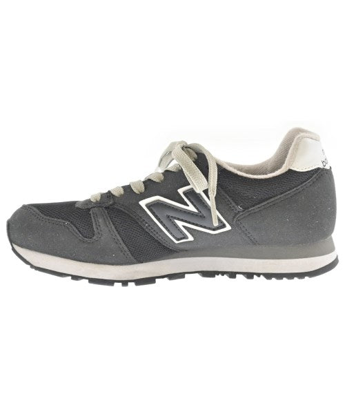 New Balance รองเท้าผ้าใบ